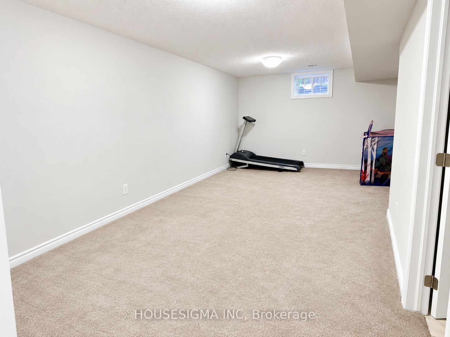 63 Tapadero Avenue, Kanata 5