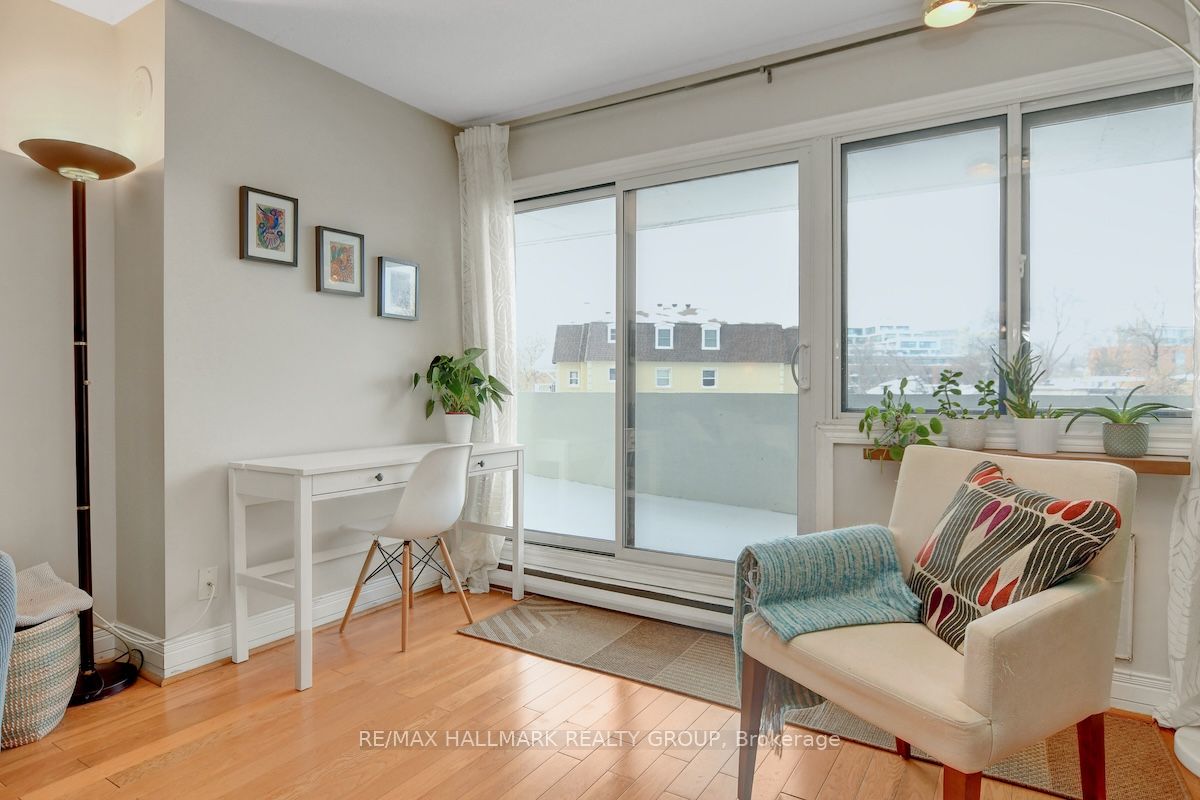 Unit 201 - 40 Landry Street, Ottawa 4