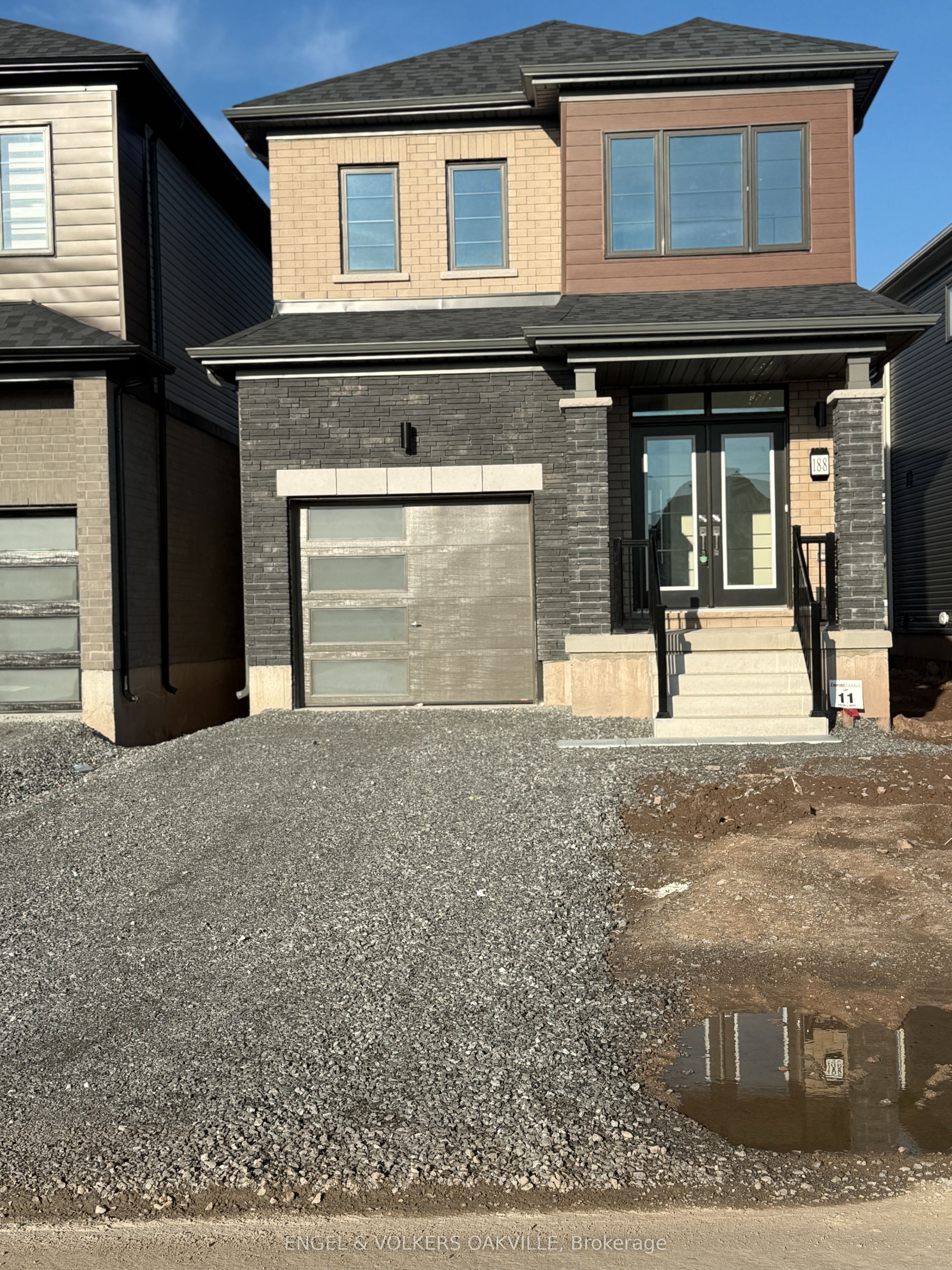 188 Westbridge Avenue, Welland 1