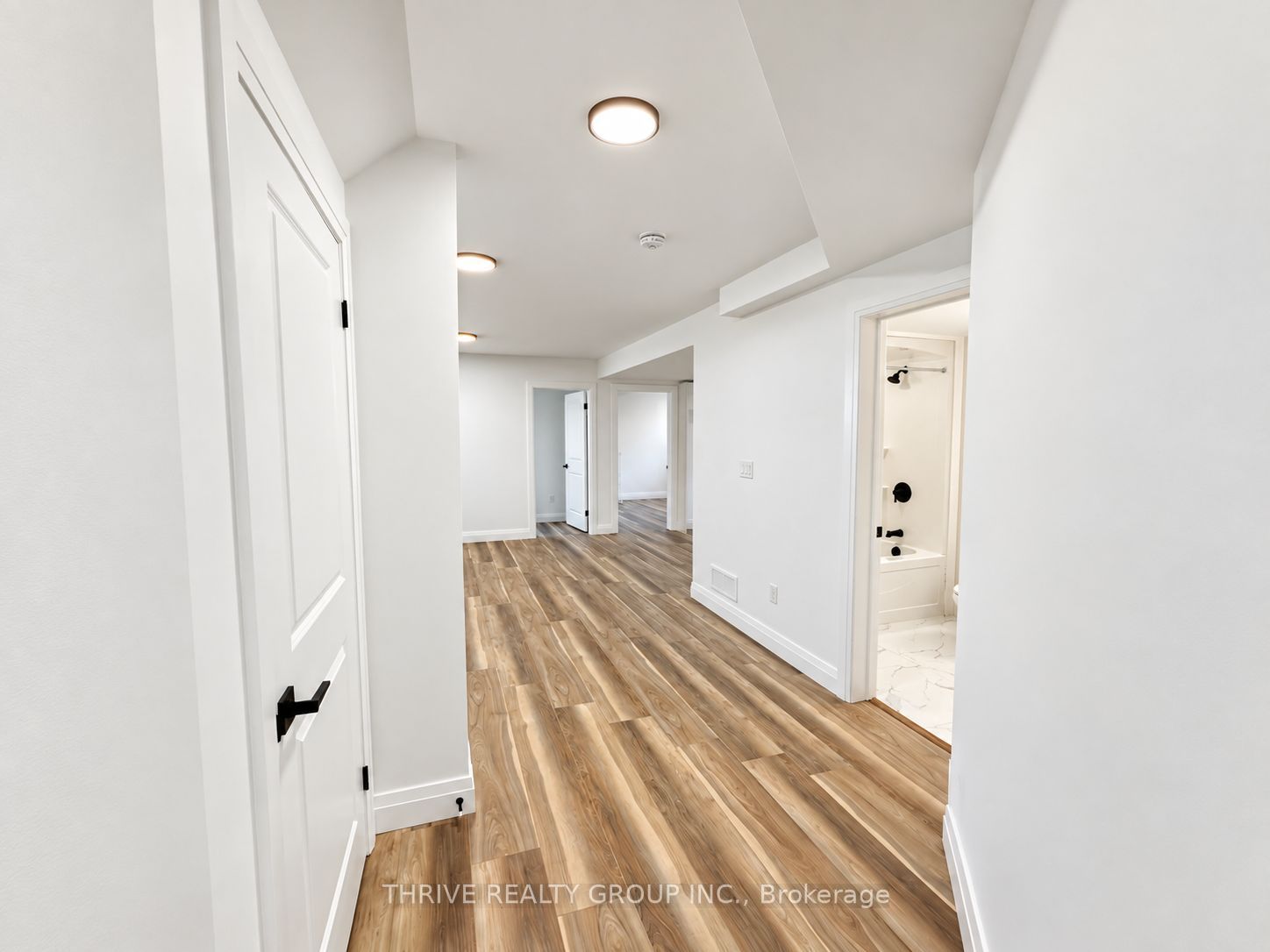 Unit Lower - 1218 Honeywood Drive, London 3