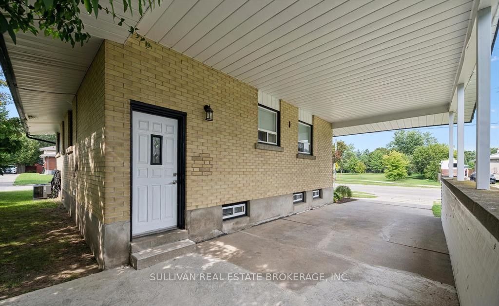 Unit Basement Apartment - 216 Stevenson Street N, Guelph 3