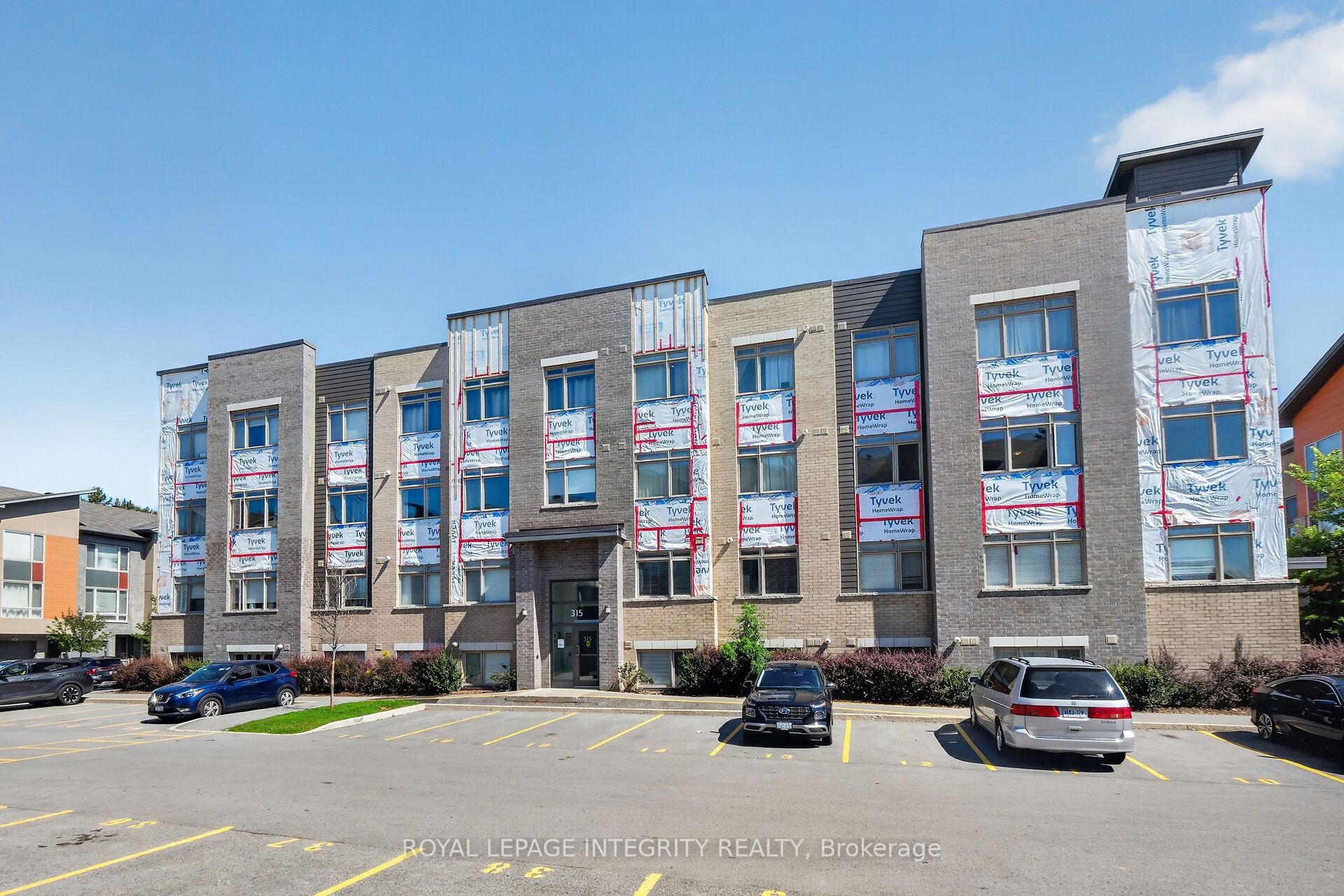 Unit 106 - 315 Terravita Private, Orleans-Gloucester 2