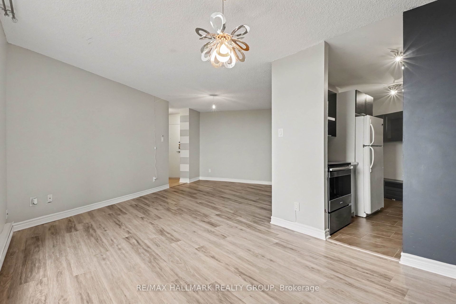 Unit 801 - 2020 Jasmine Crescent, Orleans-Gloucester 5