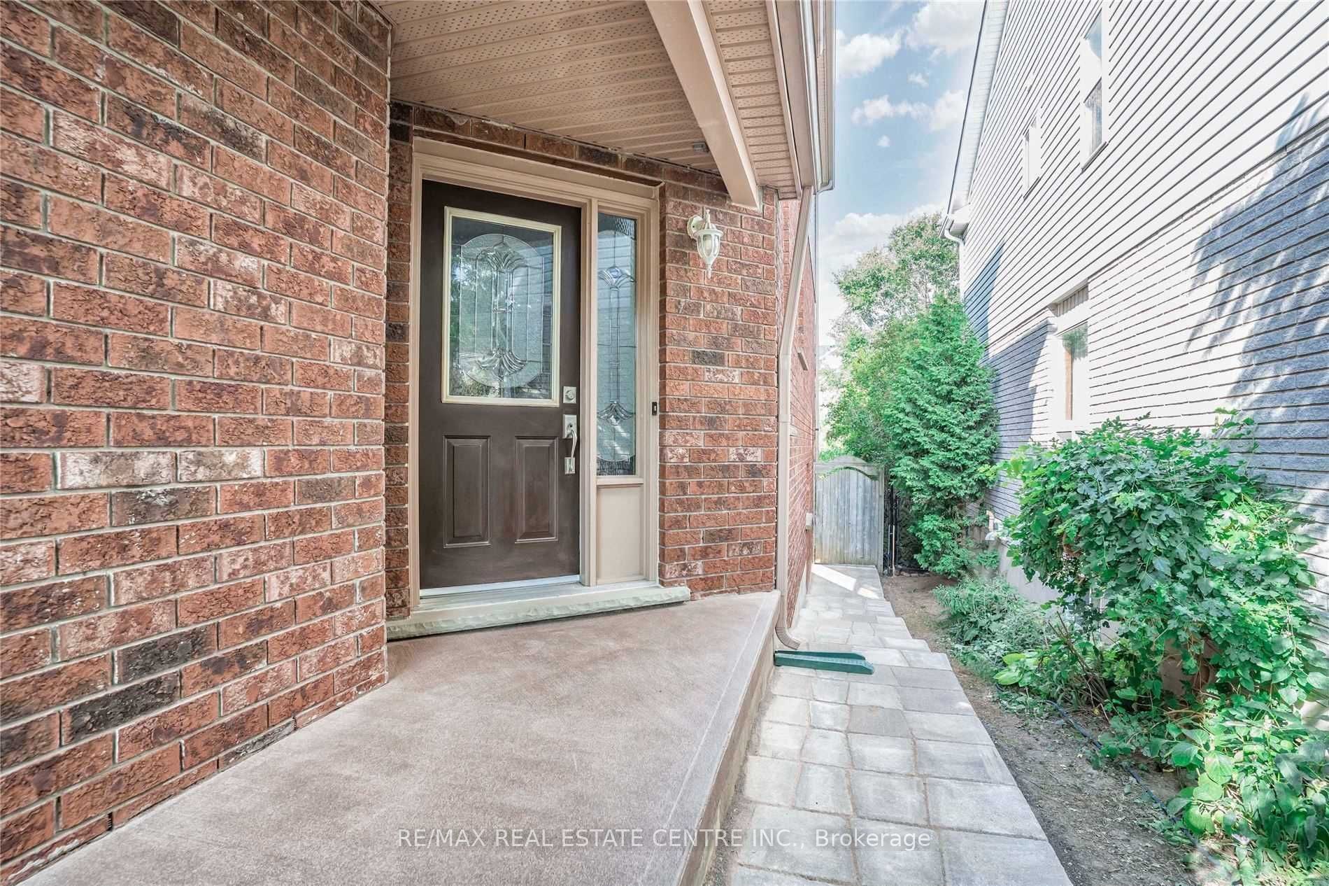 59 Porter Drive, Guelph 3
