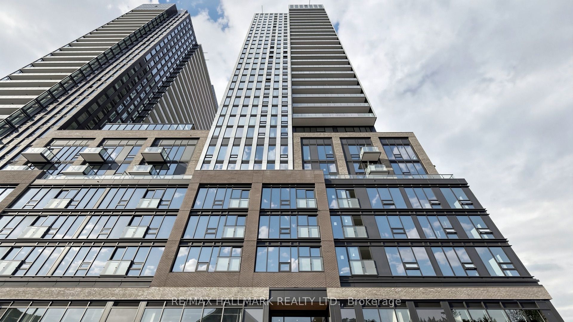Unit 719 - 101 John Street N, Hamilton 2