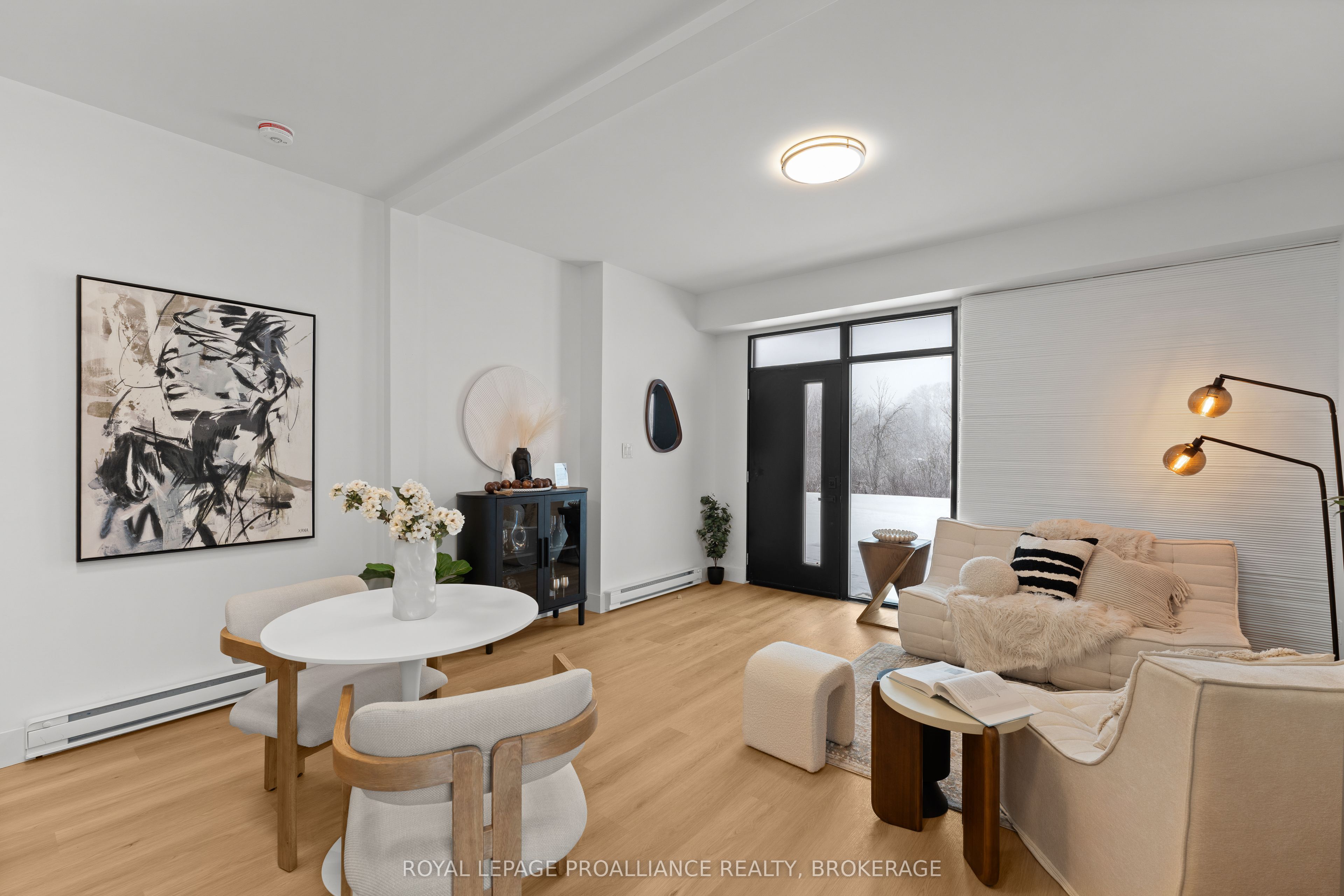 Unit 101 - 425 Fourth Street, Gananoque 3