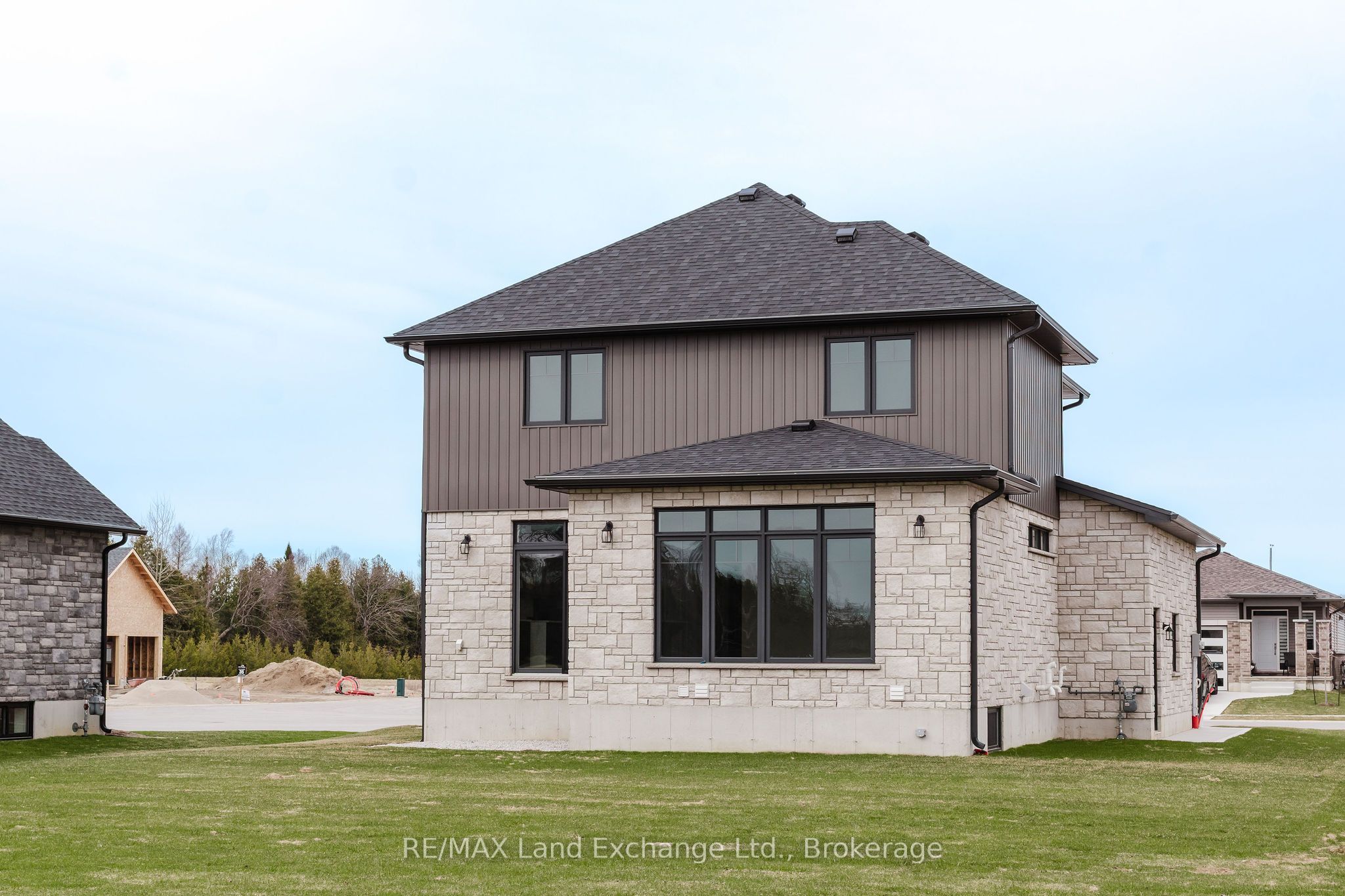 Unit 1 - 278 Mary Rose Avenue, Saugeen Shores 2