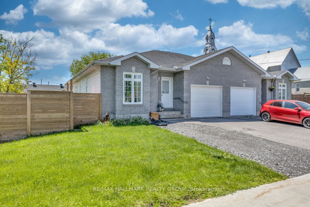 713 Brebeuf Street, Casselman 2