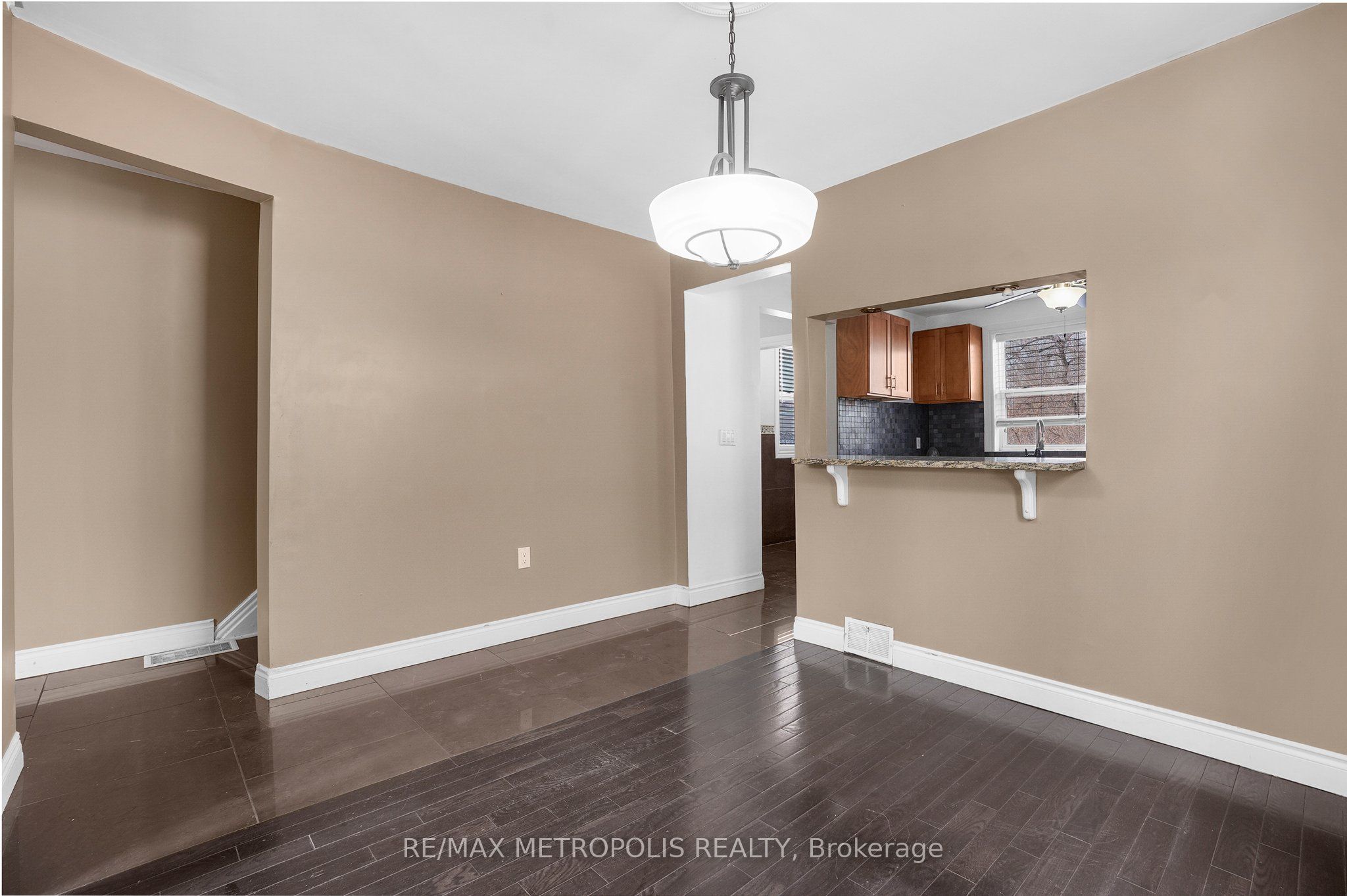 201 BAY Street N, Hamilton 5