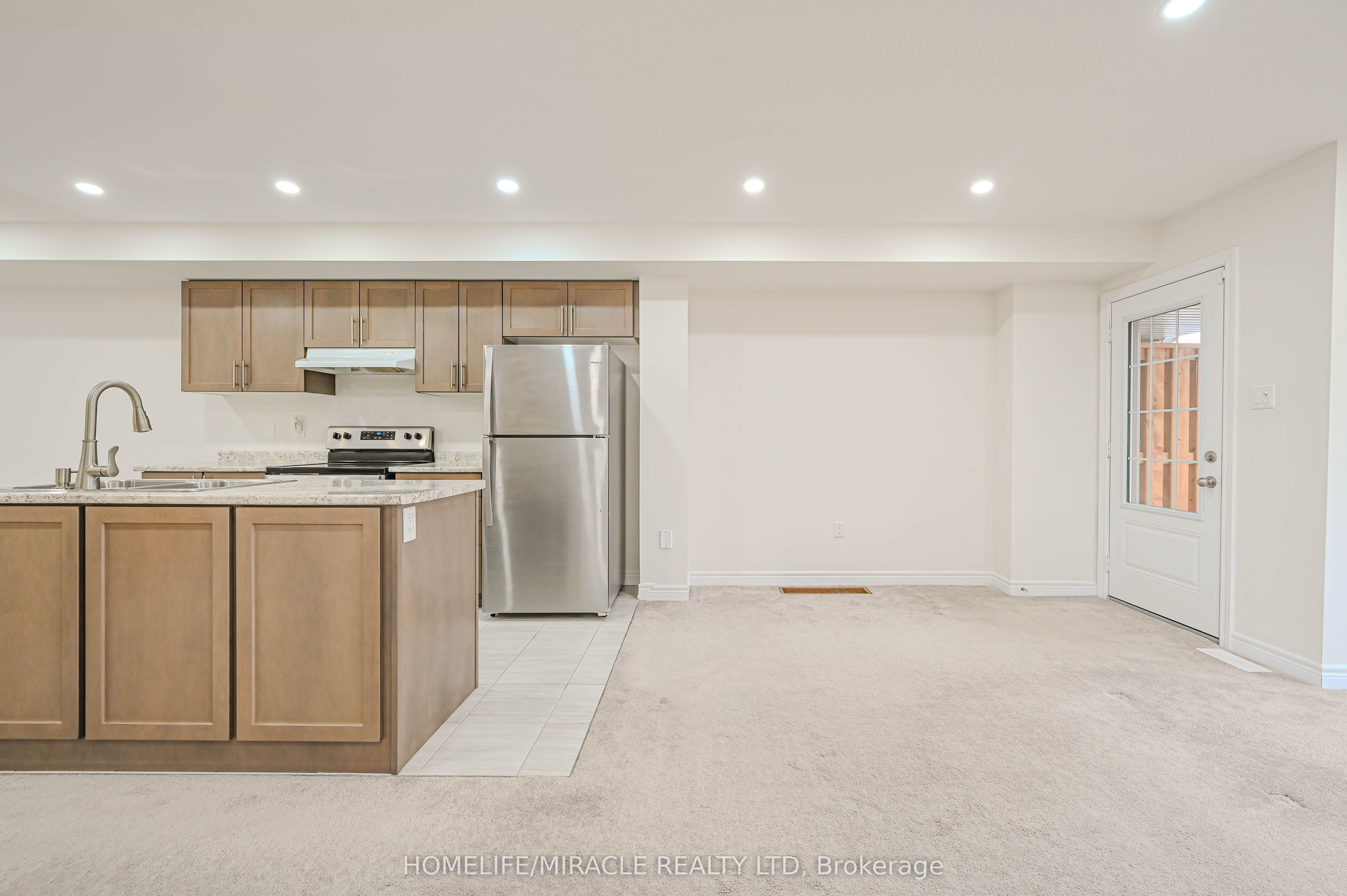 760 Linden Drive, Cambridge 5
