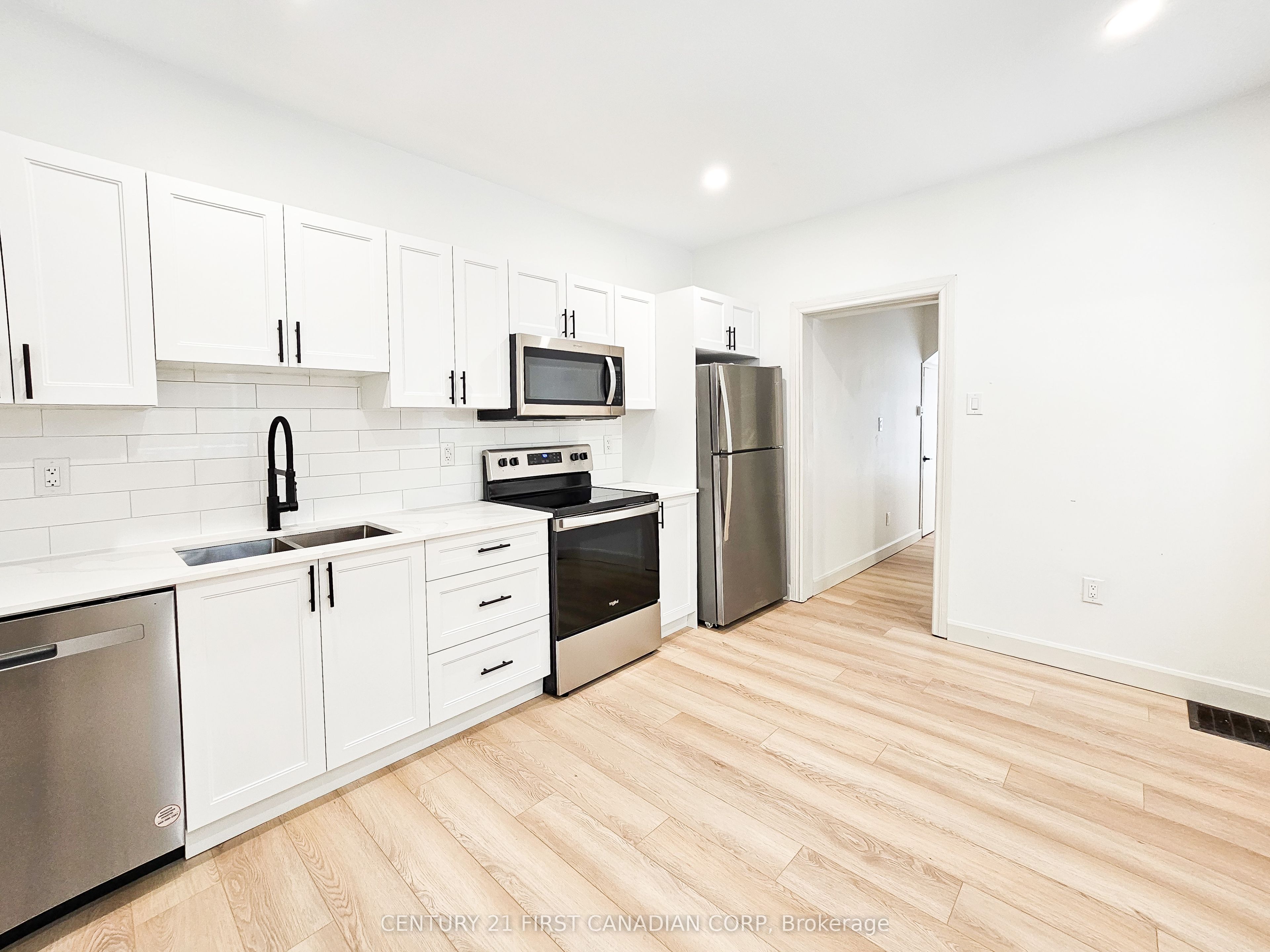 Unit Unit 1 - 859 Dundas Street, London 5