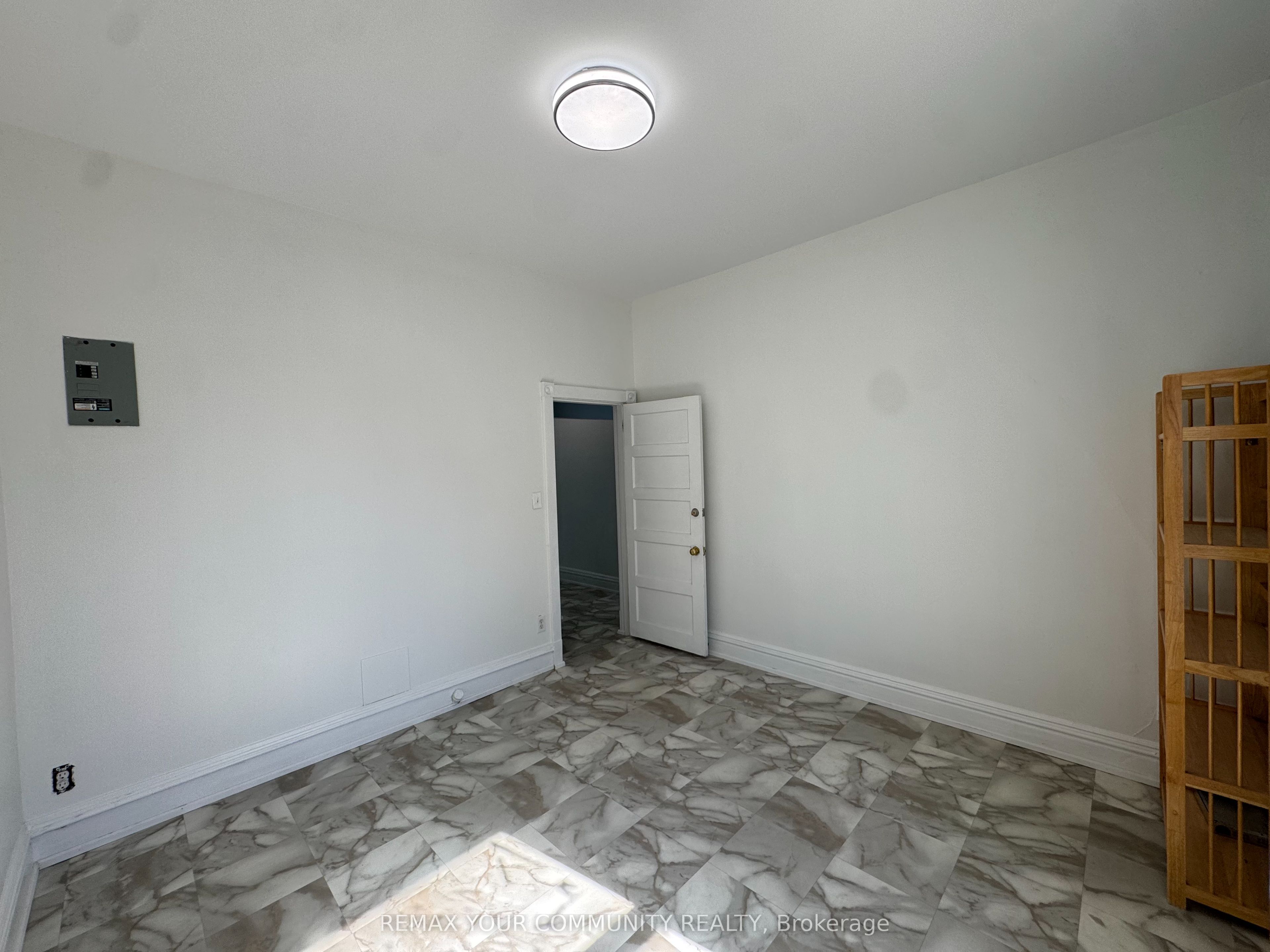 Unit 3 - 358 Main Street W, Hamilton 4