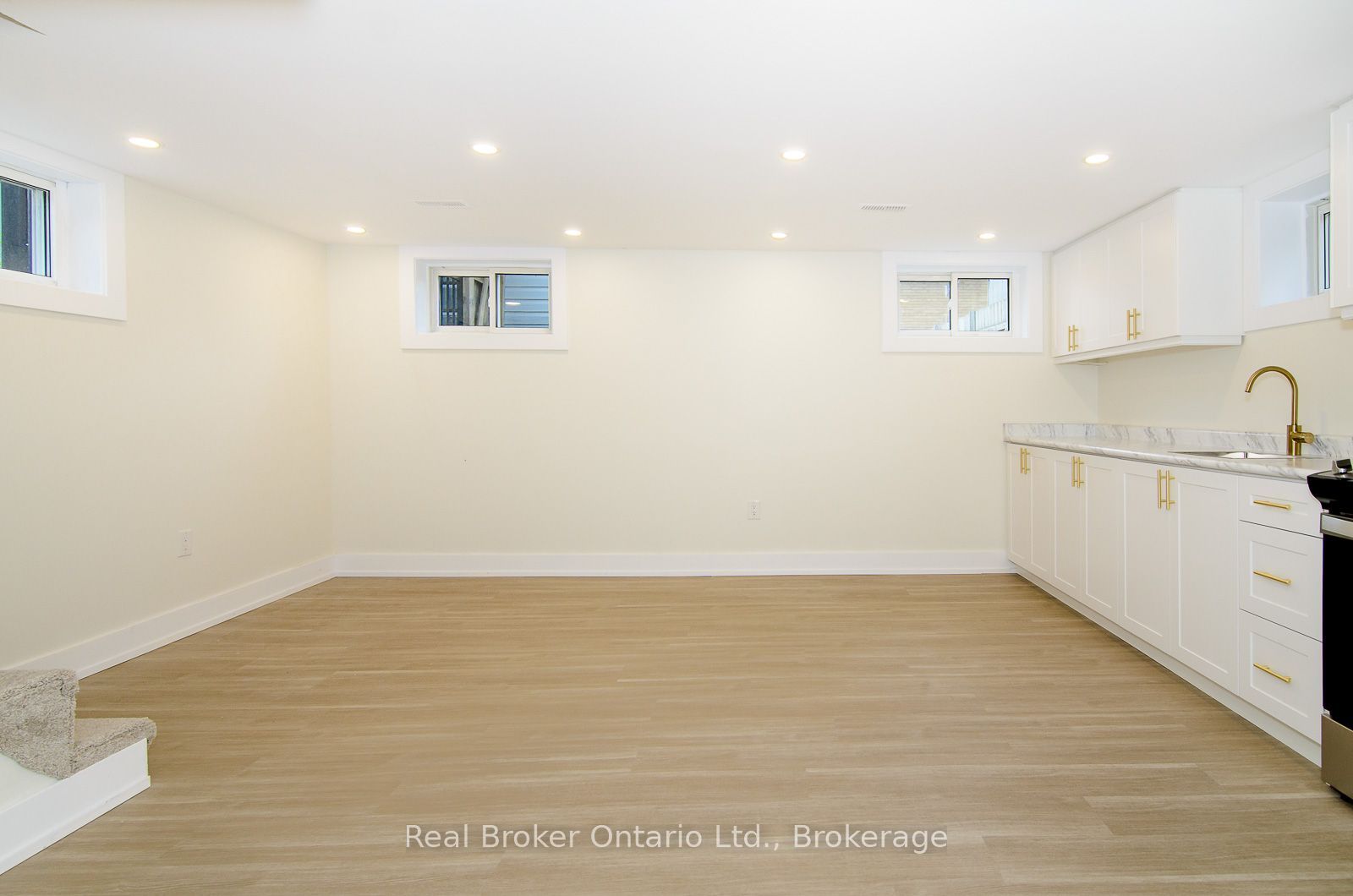 Unit Lower - 1175 Dunsmure Road, Hamilton 4