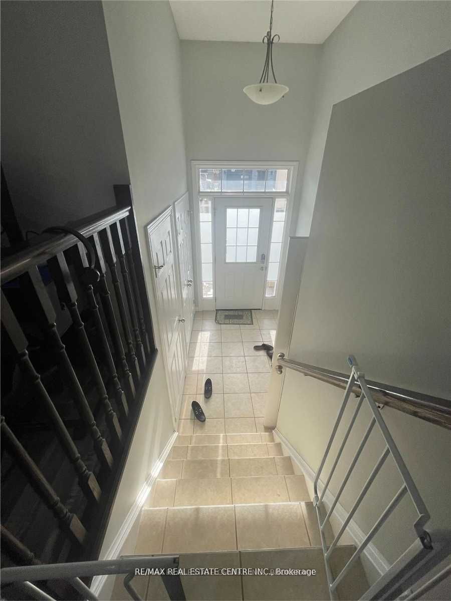 Unit A - 196 Woodbine Avenue, Kitchener 5