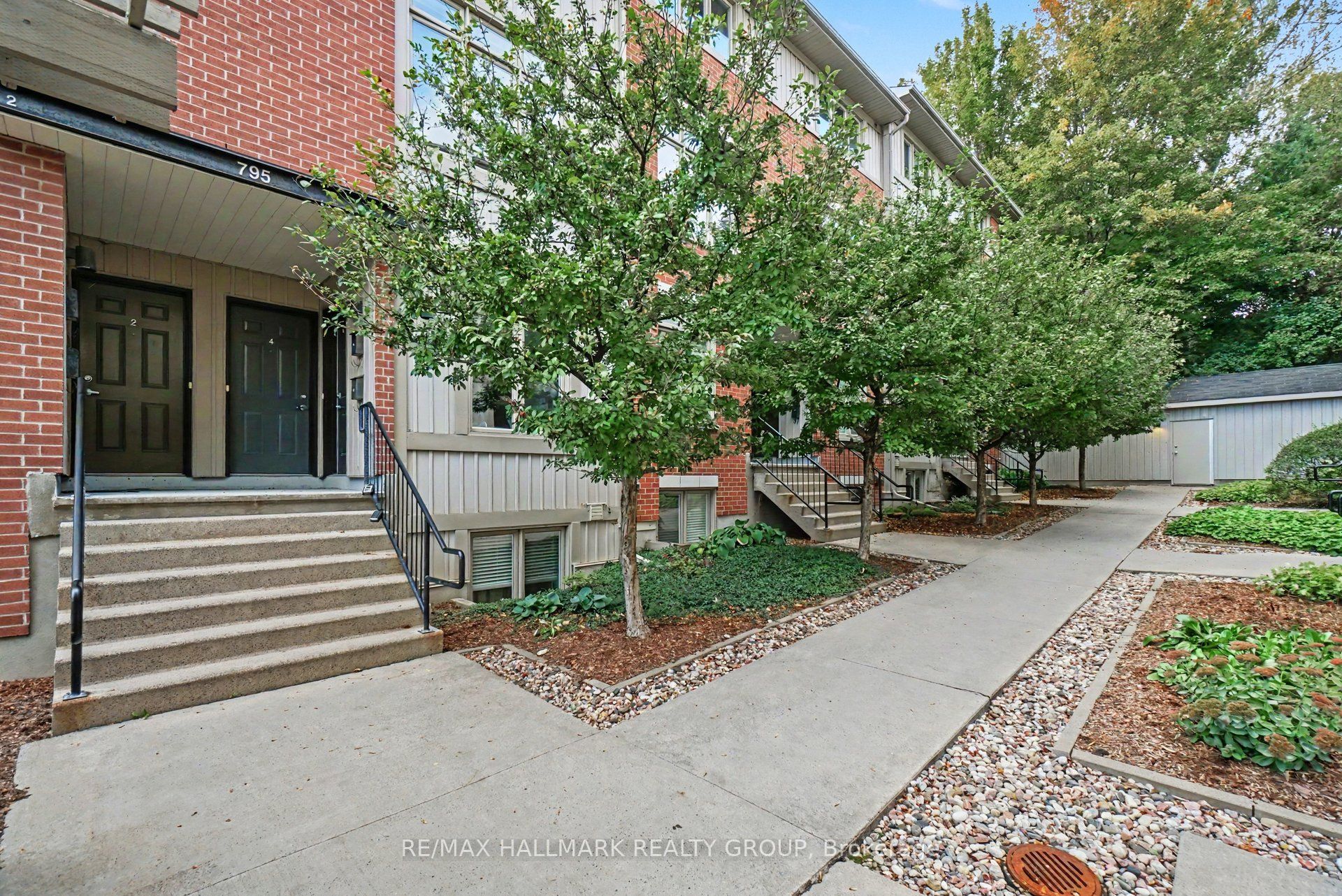Unit 4 - 795 Montreal Road, Ottawa 2