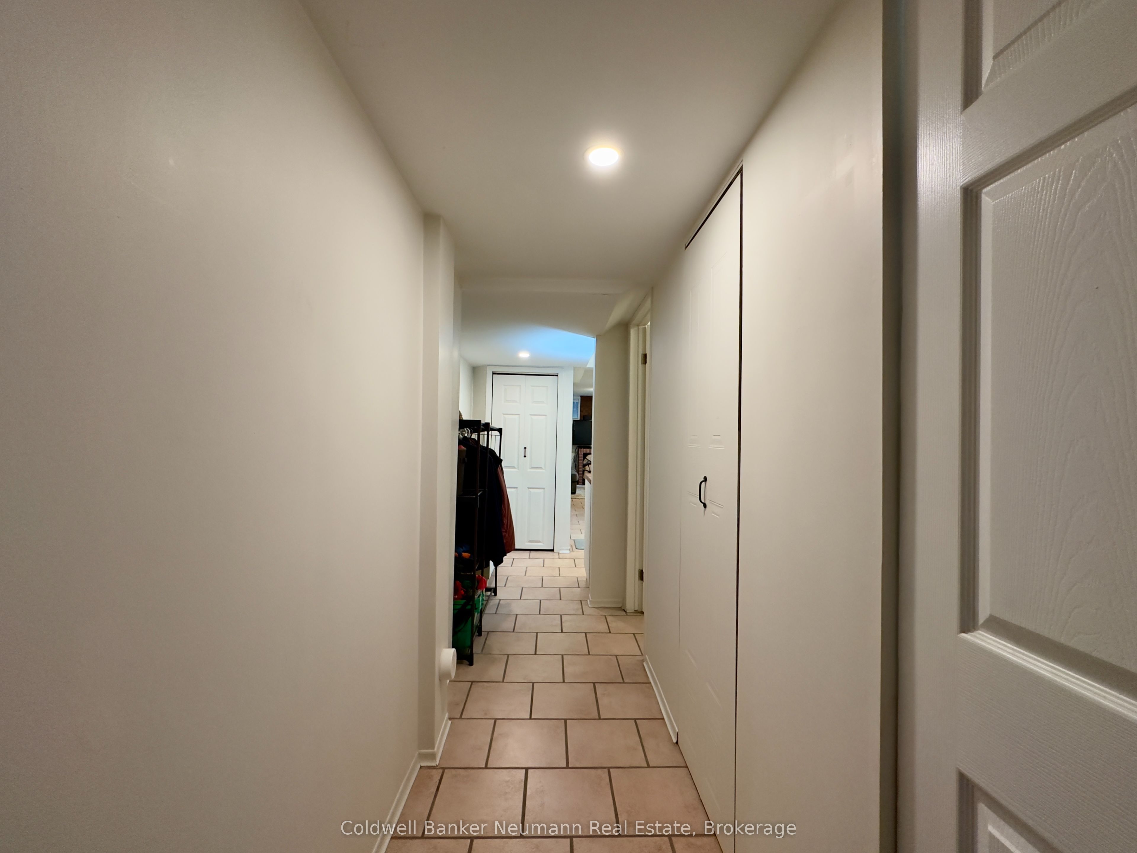 Unit LOWER - 52 Renfield Street, Guelph 2
