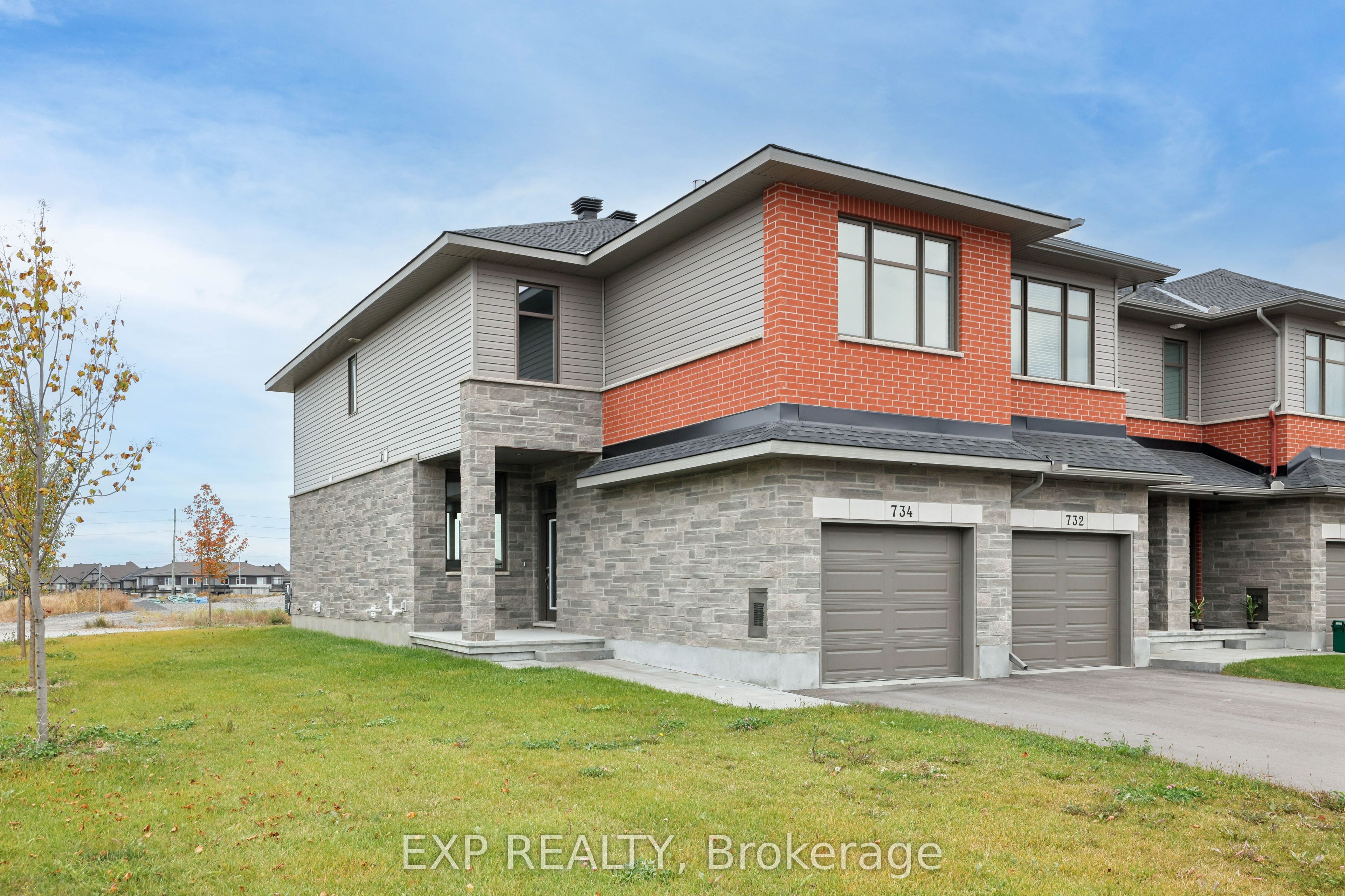 734 Ploughman Place, Stittsville-Goulbourn 2