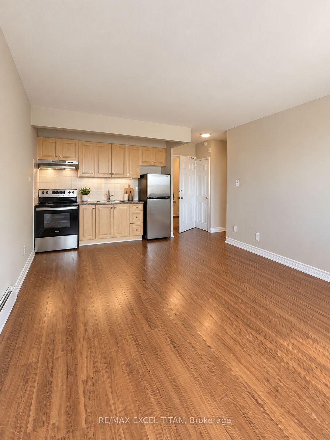 Unit 339D - 468 Ottawa Street, Hamilton 3