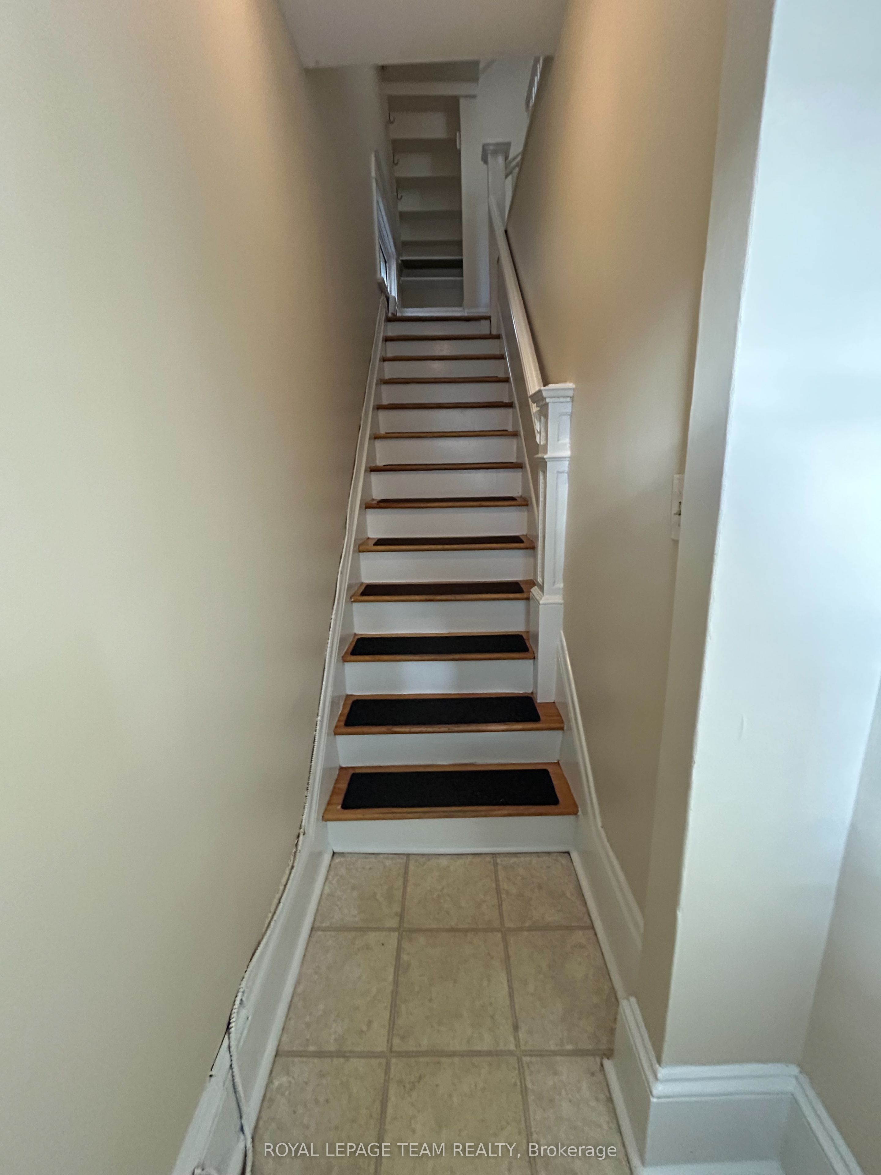 Unit B - 427 SUNNYSIDE Avenue, Ottawa 3