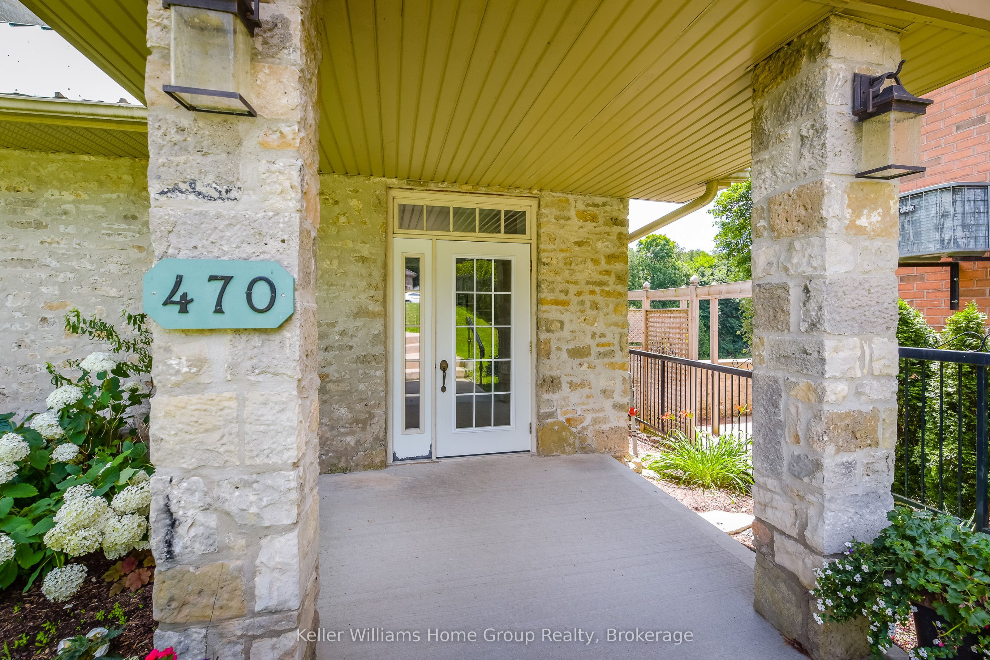 Unit 102 - 470 St Andrew Street E, Centre Wellington 4