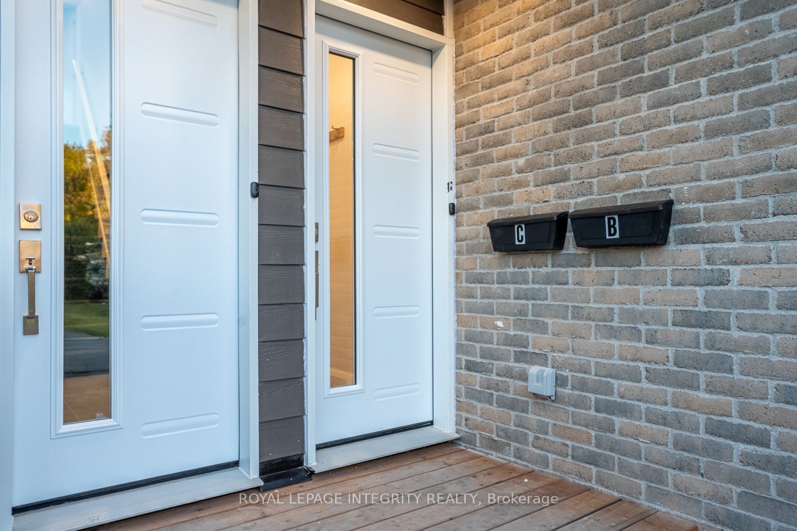 Unit C - 775 Kingfisher Crescent, Cumberland 4