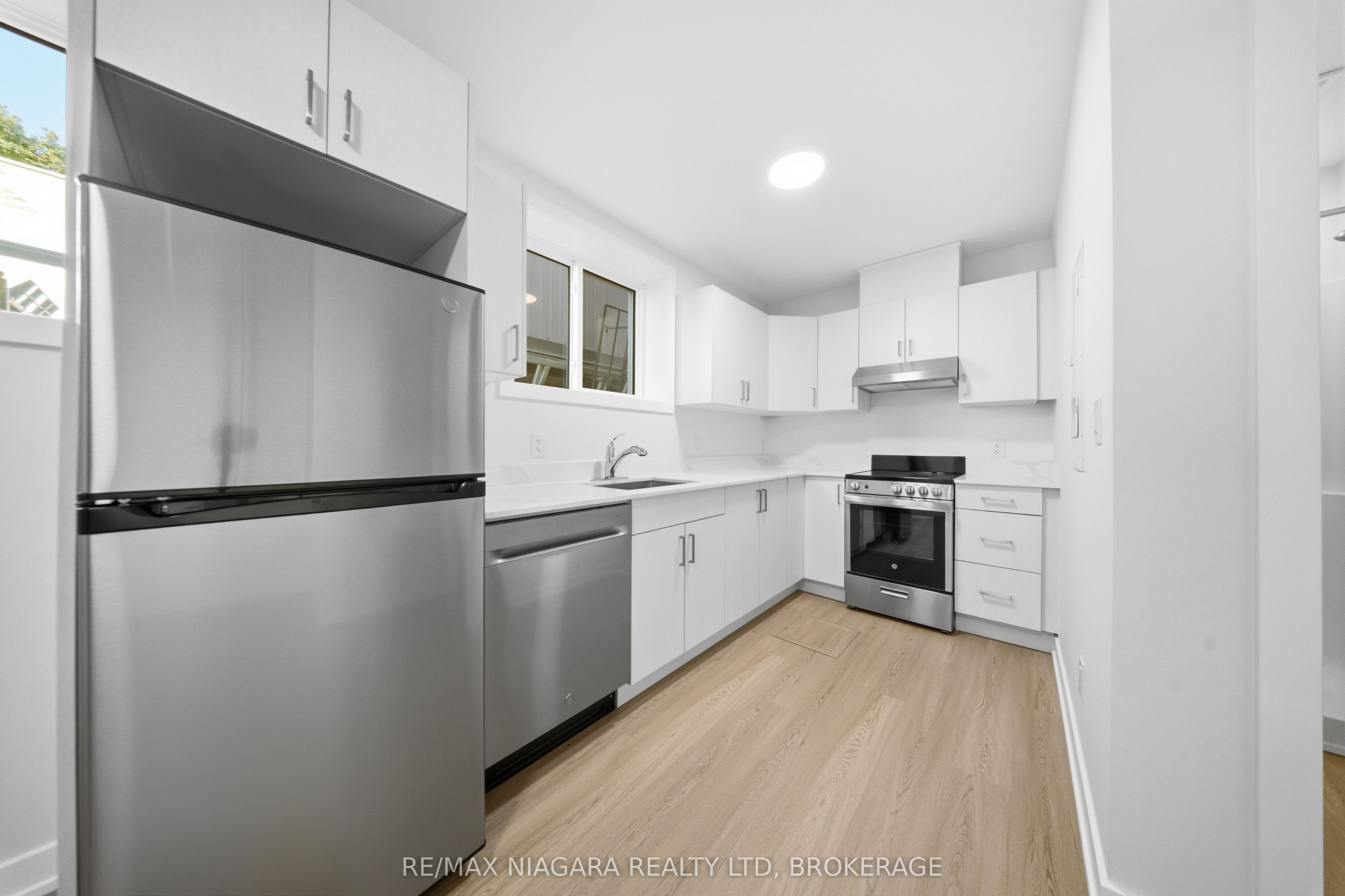 Unit B04 - 140 Church Street, St. Catharines 4
